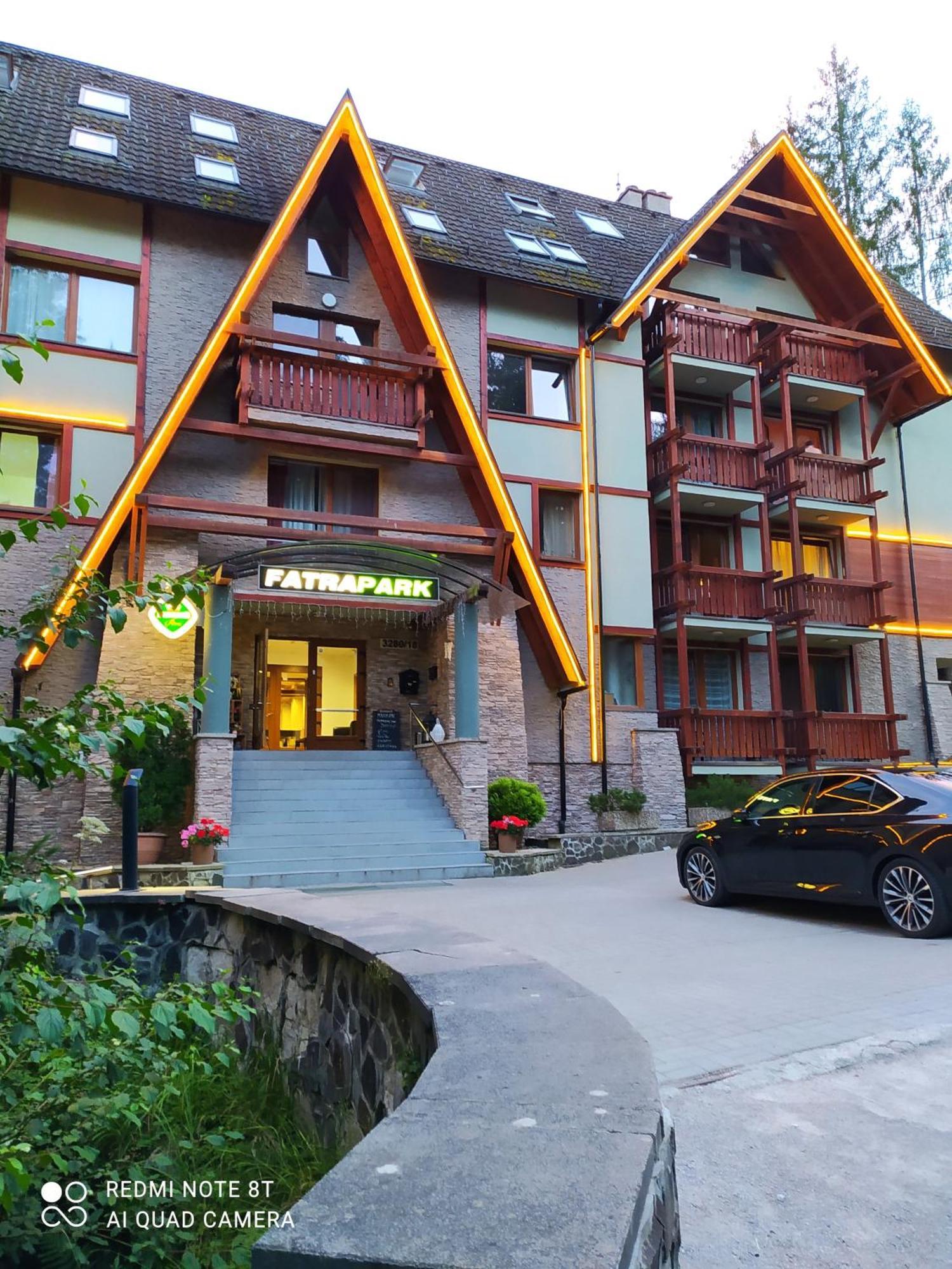 Apartmanovy Dom Fatrapark 1- Ap 318, Ap 306 Mezonet ルジョムベロク エクステリア 写真