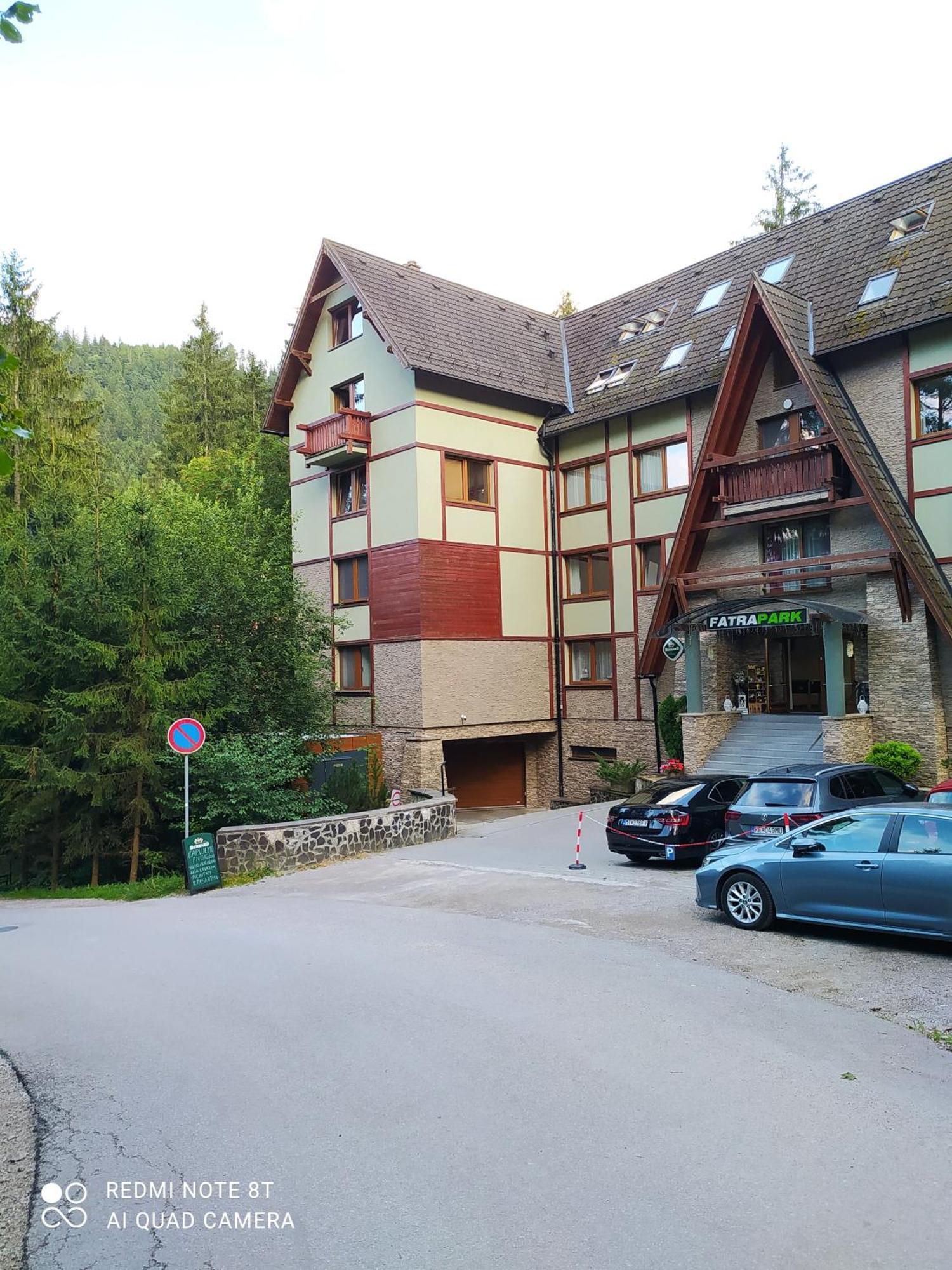 Apartmanovy Dom Fatrapark 1- Ap 318, Ap 306 Mezonet ルジョムベロク エクステリア 写真