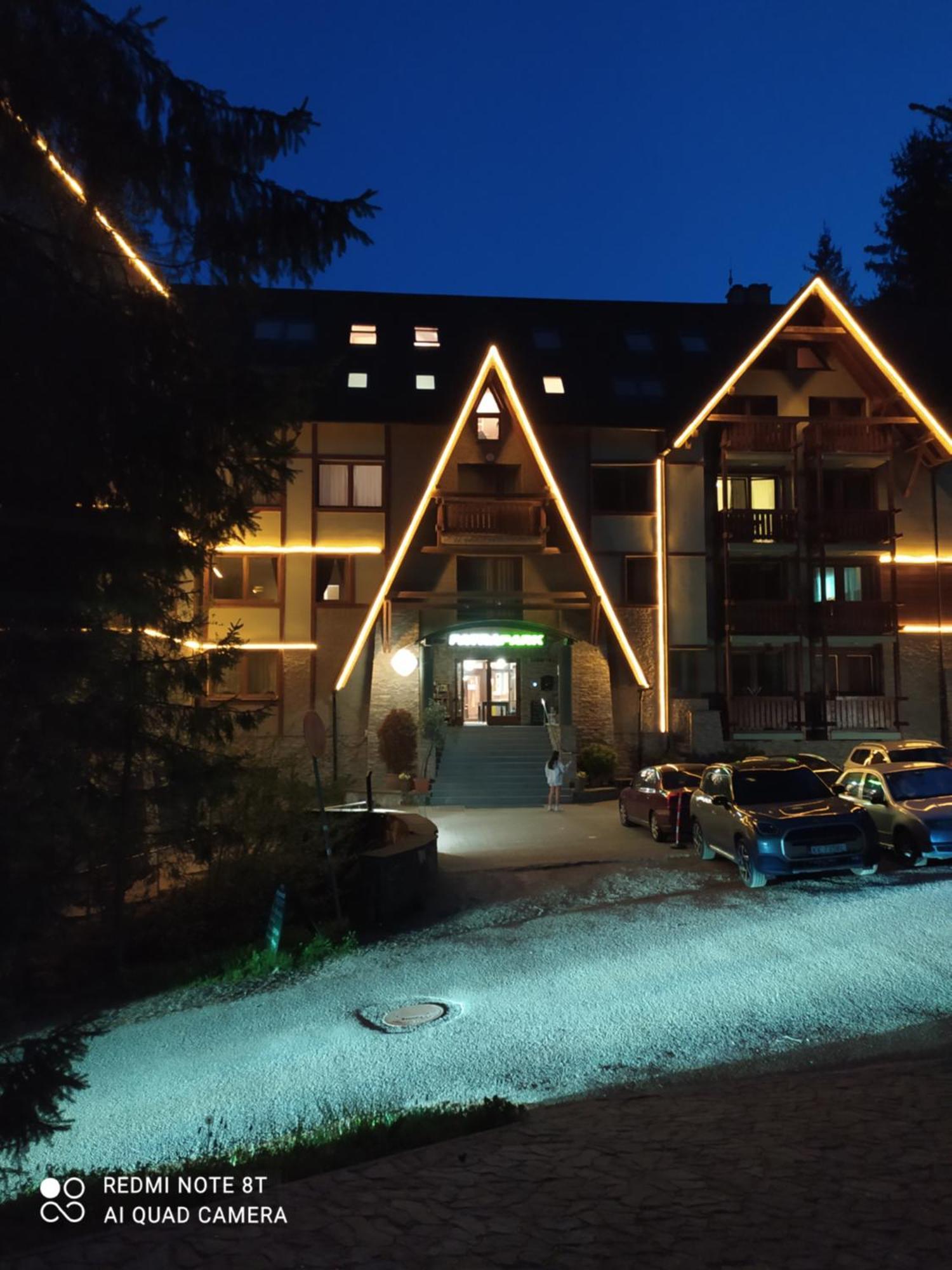 Apartmanovy Dom Fatrapark 1- Ap 318, Ap 306 Mezonet ルジョムベロク エクステリア 写真